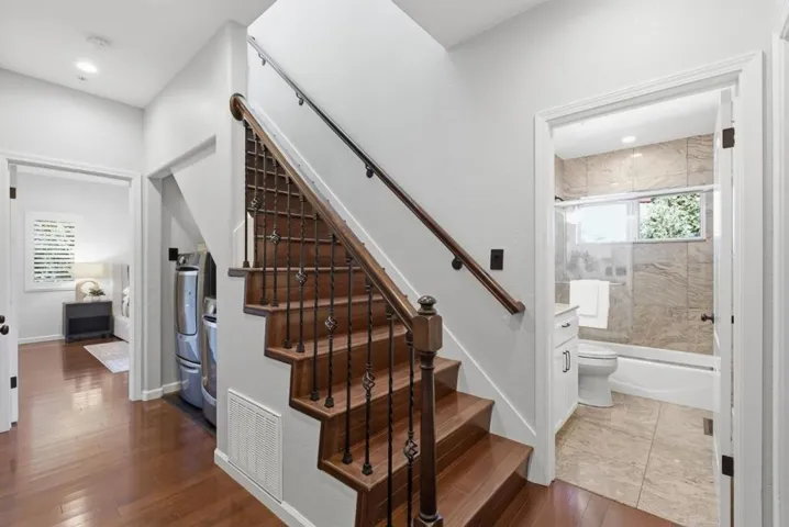 21546 Alma Court, Los Gatos, California 95033