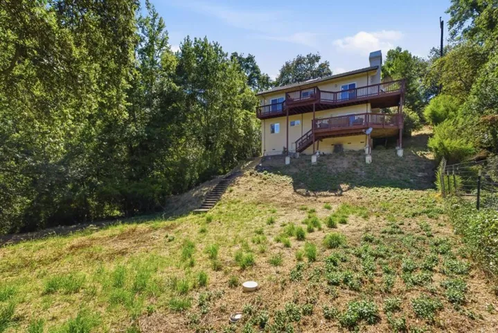 21546 Alma Court, Los Gatos, California 95033