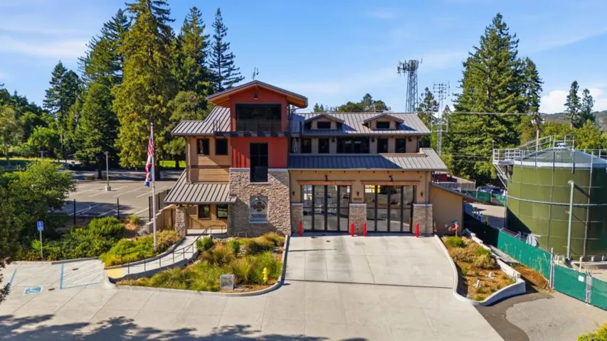 21546 Alma Court, Los Gatos, California 95033