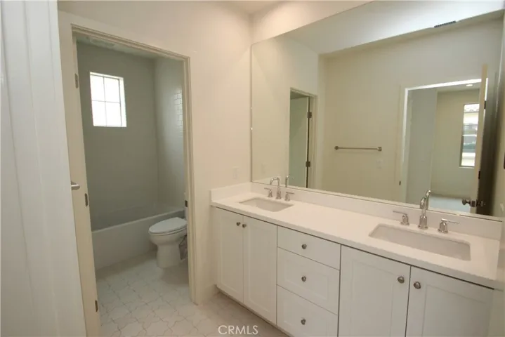 205 Birdseye, Irvine, California 92618