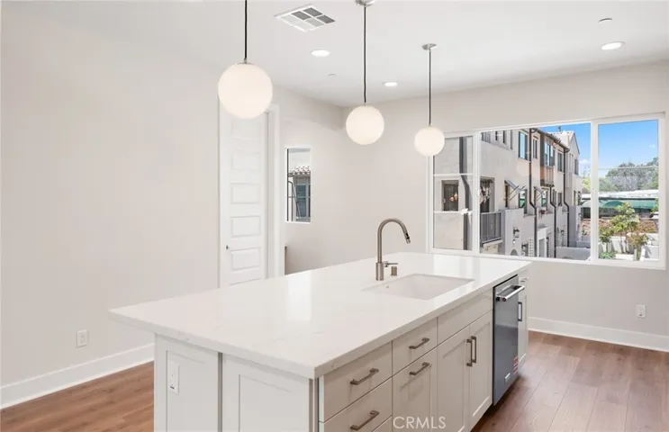 101 Sorrel Court, Burbank, California 91506