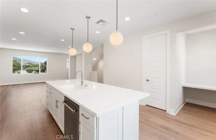 101 Sorrel Court, Burbank, California 91506