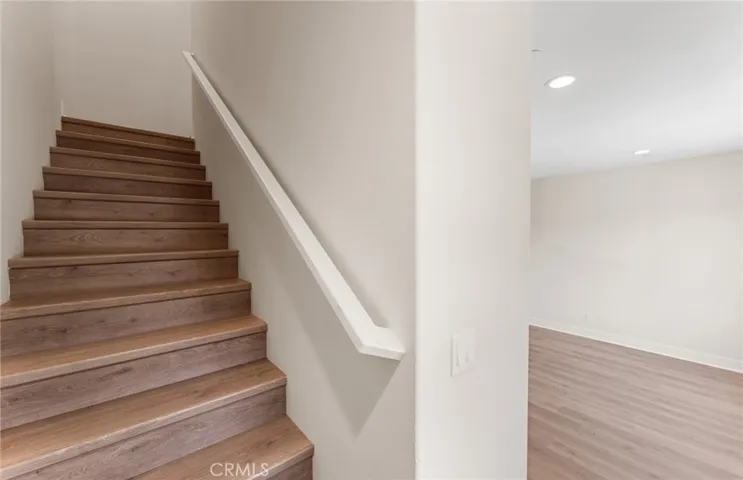 101 Sorrel Court, Burbank, California 91506