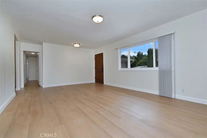7006 Helmsdale Road, West Hills, California 91307