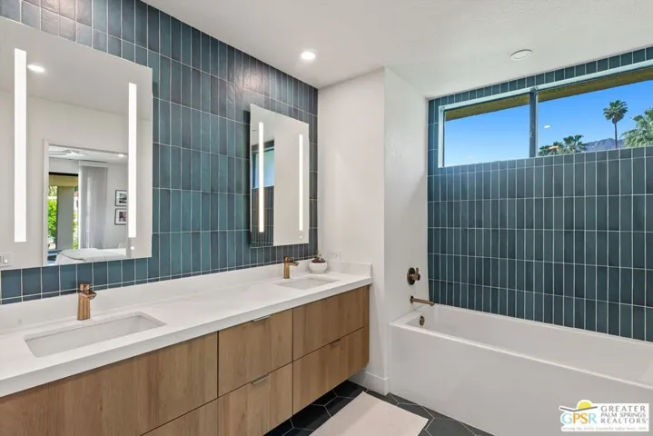 1845 S La Paloma, Palm Springs, California 92264