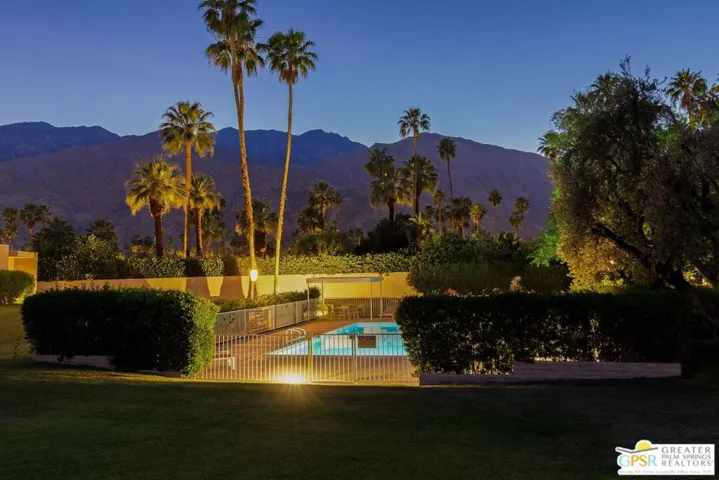 1845 S La Paloma, Palm Springs, California 92264