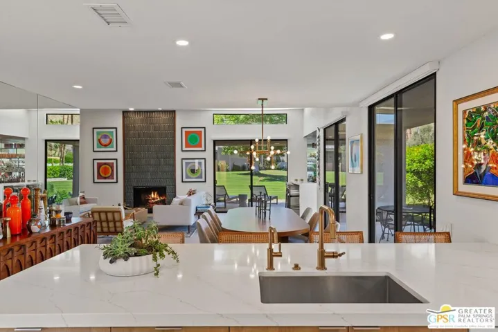 1845 S La Paloma, Palm Springs, California 92264