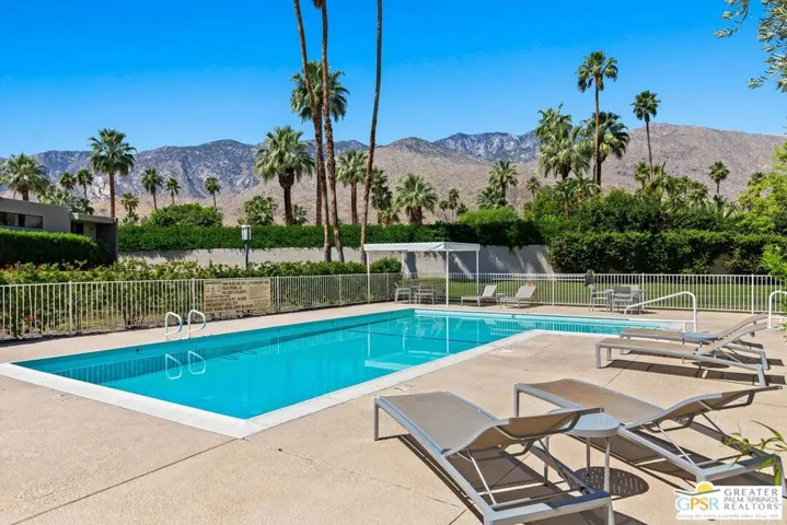 1845 S La Paloma, Palm Springs, California 92264