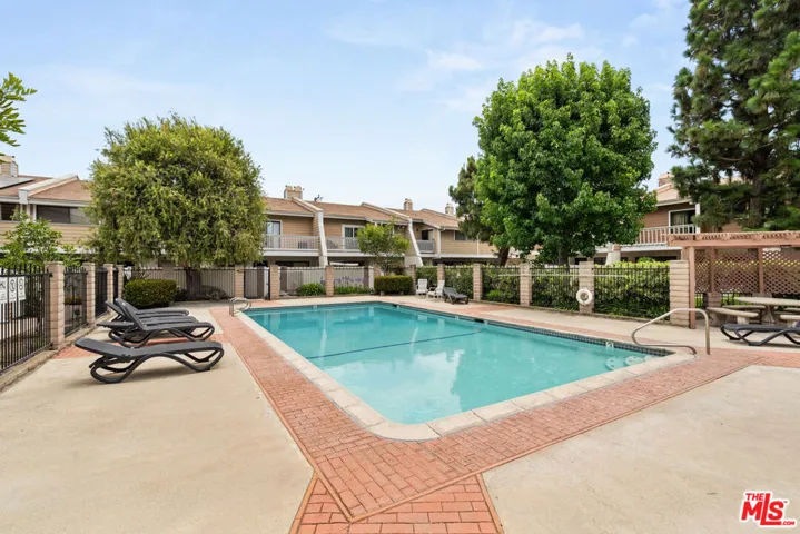 14468 Yukon Avenue, Hawthorne, California 90250