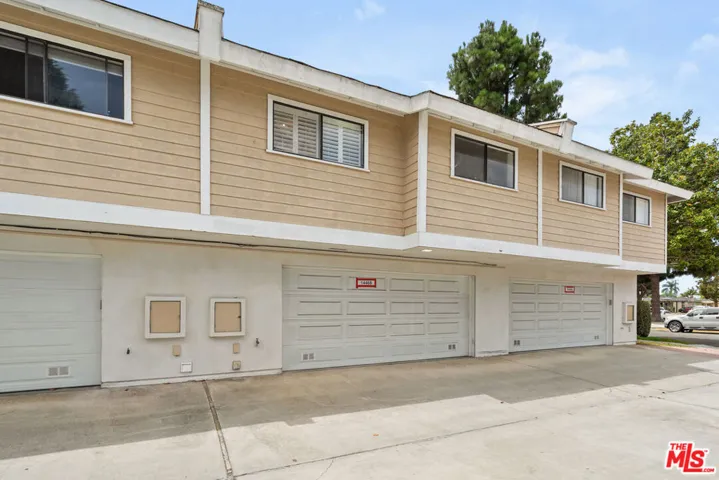 14468 Yukon Avenue, Hawthorne, California 90250