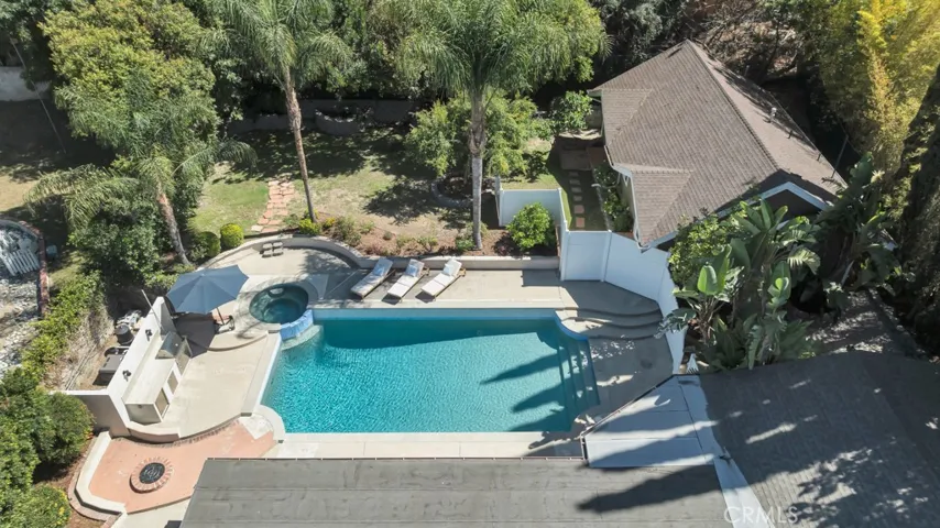 4540 Del Moreno Drive, Woodland Hills, California 91364