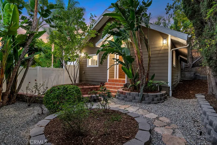4540 Del Moreno Drive, Woodland Hills, California 91364