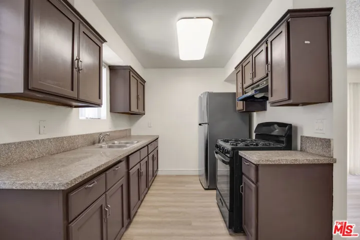 1429 N Grove Avenue, Ontario, California 91764