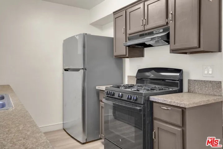 1429 N Grove Avenue, Ontario, California 91764