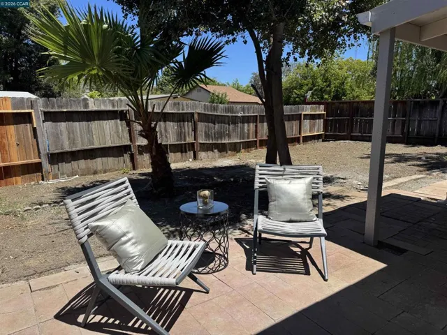 1190 1st Street, Fairfield, California 94533-4730