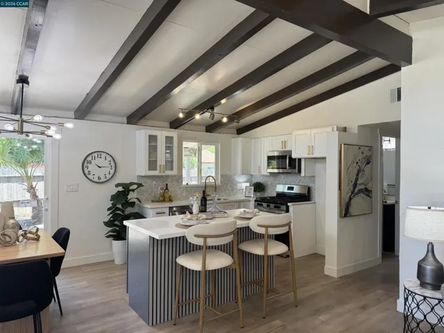 1190 1st Street, Fairfield, California 94533-4730