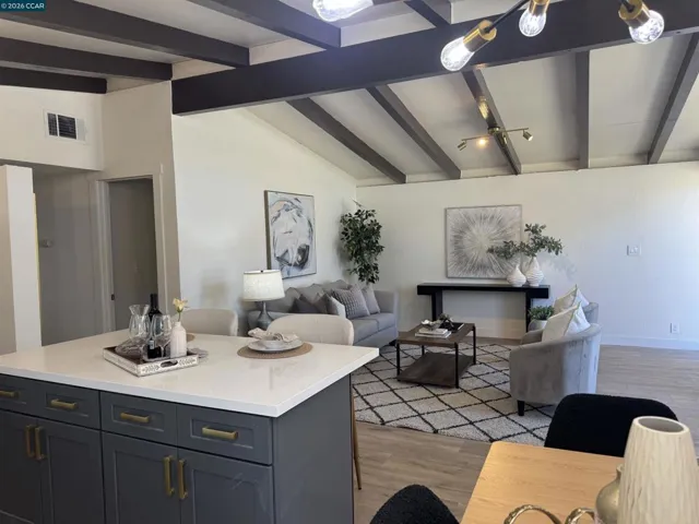 1190 1st Street, Fairfield, California 94533-4730