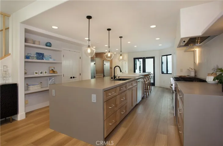 203 21st, Huntington Beach, California 92648