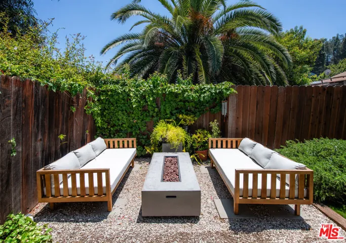 3209 Bennett Drive, Los Angeles, California 90068