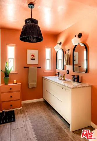 3209 Bennett Drive, Los Angeles, California 90068