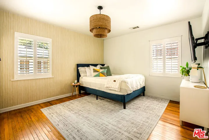 3209 Bennett Drive, Los Angeles, California 90068