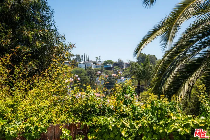 3209 Bennett Drive, Los Angeles, California 90068