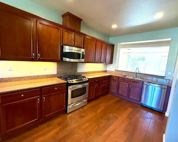 9946 Hatherton Way, Elk Grove, California 95757