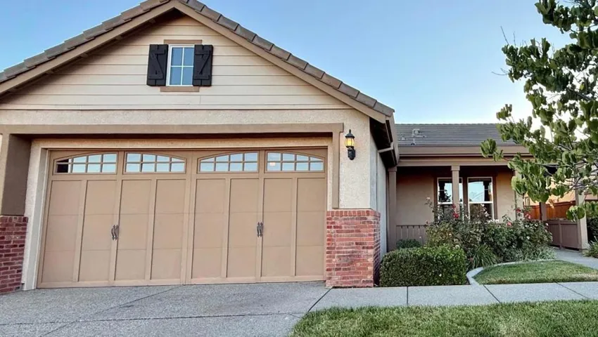 9946 Hatherton Way, Elk Grove, California 95757