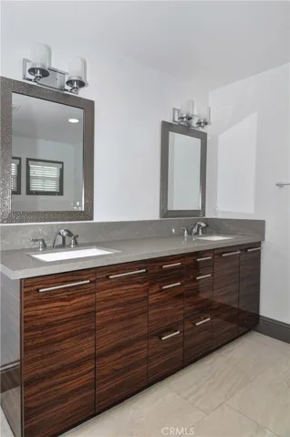 13722 Utt Drive, Tustin, California 92780