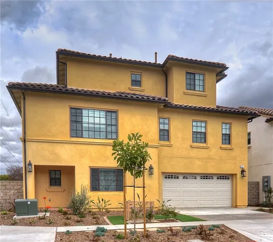 13722 Utt Drive, Tustin, California 92780