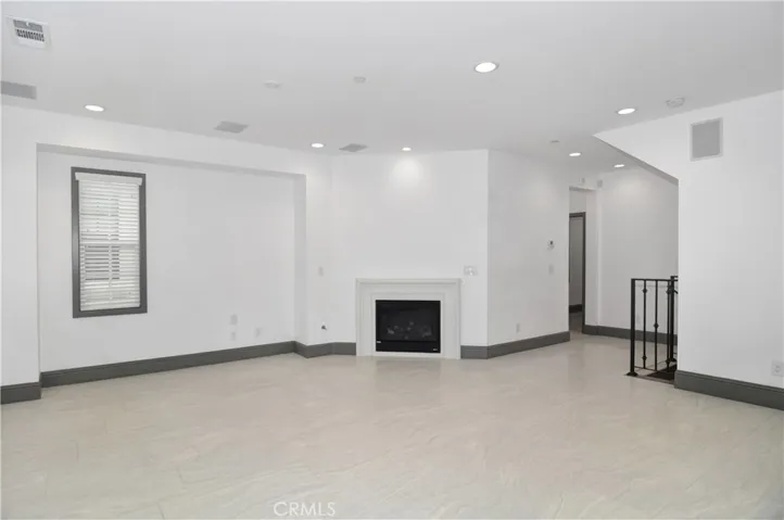 13722 Utt Drive, Tustin, California 92780