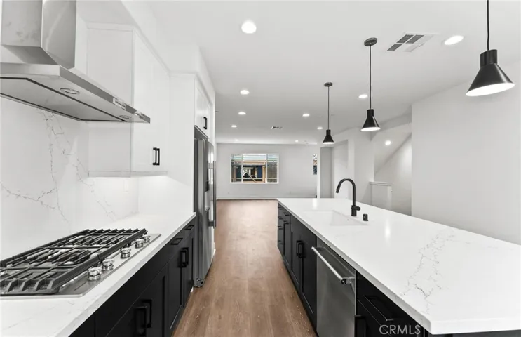 107 Sorrel Court, Burbank, California 91506