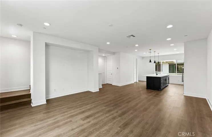 107 Sorrel Court, Burbank, California 91506