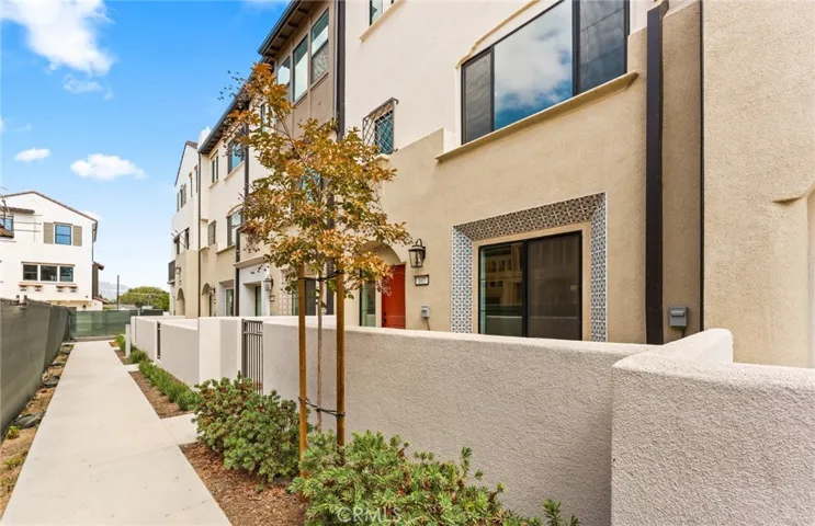 107 Sorrel Court, Burbank, California 91506