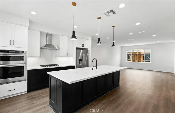 107 Sorrel Court, Burbank, California 91506