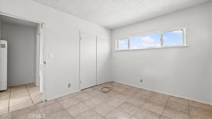 1362 E 20th Street, Los Angeles, California 90011