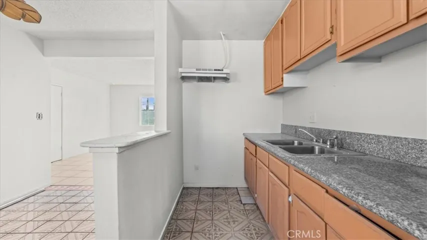 1362 E 20th Street, Los Angeles, California 90011