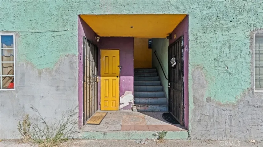 1362 E 20th Street, Los Angeles, California 90011