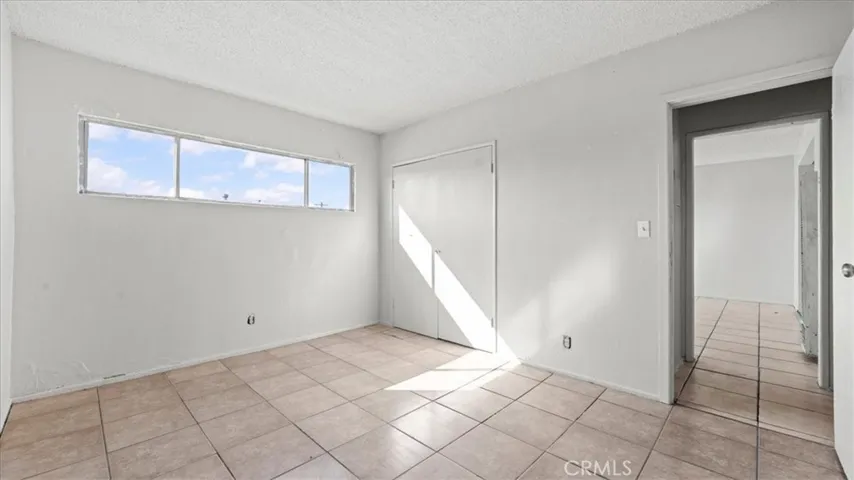 1362 E 20th Street, Los Angeles, California 90011