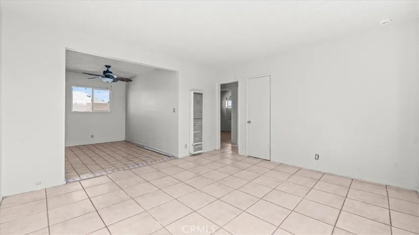 1362 E 20th Street, Los Angeles, California 90011