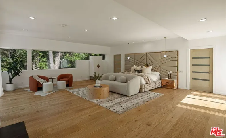 2557 Greenvalley Road, Los Angeles, California 90046