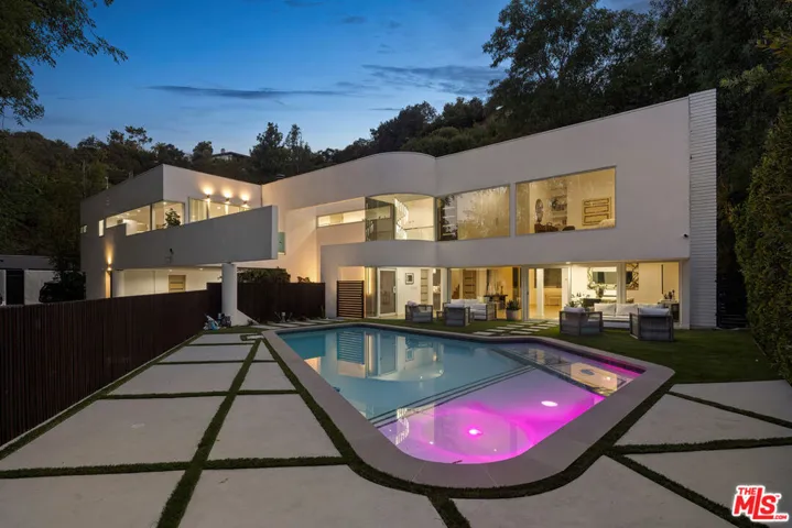 2557 Greenvalley Road, Los Angeles, California 90046
