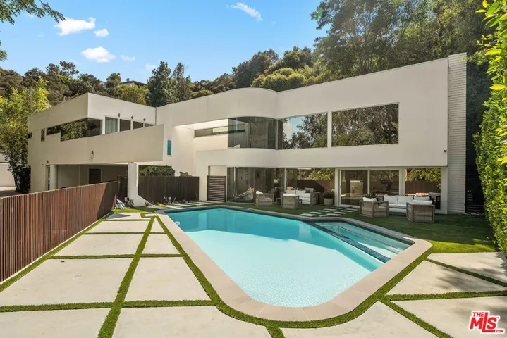 2557 Greenvalley Road, Los Angeles, California 90046
