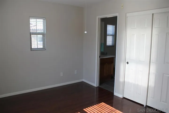 Upstairs second bedroom with full bathroom