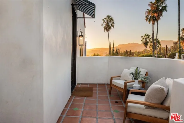 1565 Murray Circle, Los Angeles, California 90026