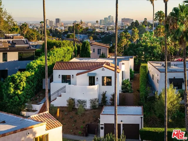 1565 Murray Circle, Los Angeles, California 90026