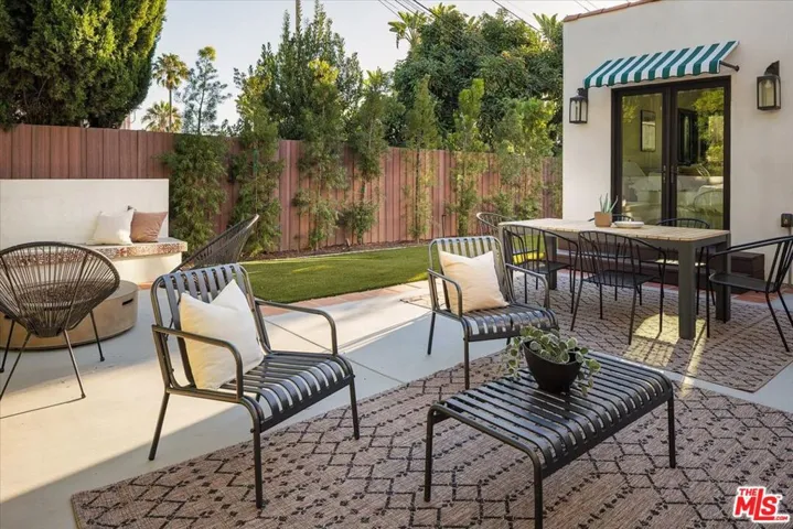 1565 Murray Circle, Los Angeles, California 90026