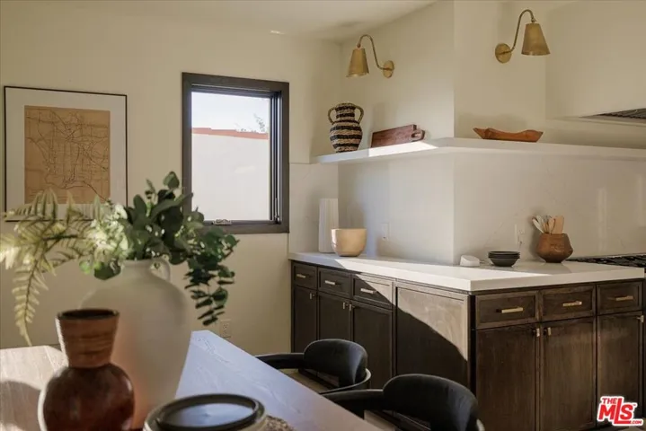 1565 Murray Circle, Los Angeles, California 90026