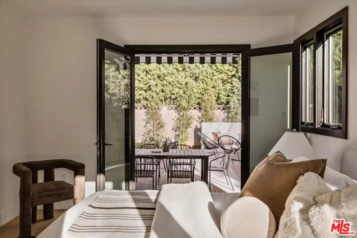 1565 Murray Circle, Los Angeles, California 90026
