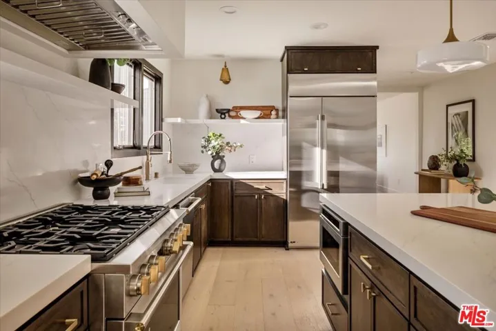 1565 Murray Circle, Los Angeles, California 90026
